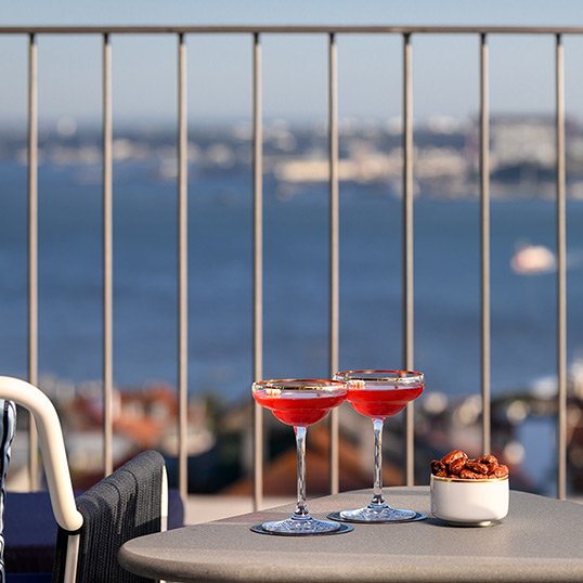 Enjoy the Lisbon sun on the best terraces 