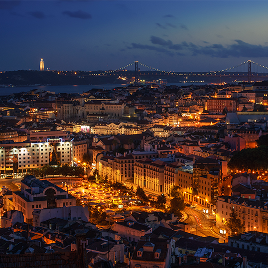What to do in Lisbon at night?